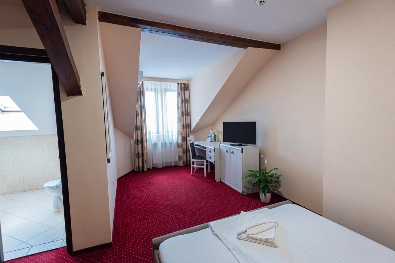 Páva Pension&Spa Odorheiu Secuiesc Bagian luar foto
