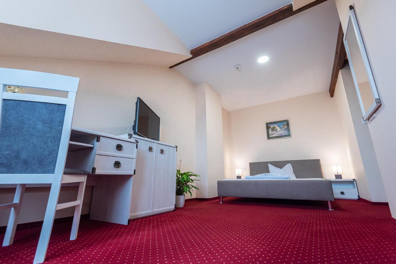 Páva Pension&Spa Odorheiu Secuiesc Bagian luar foto
