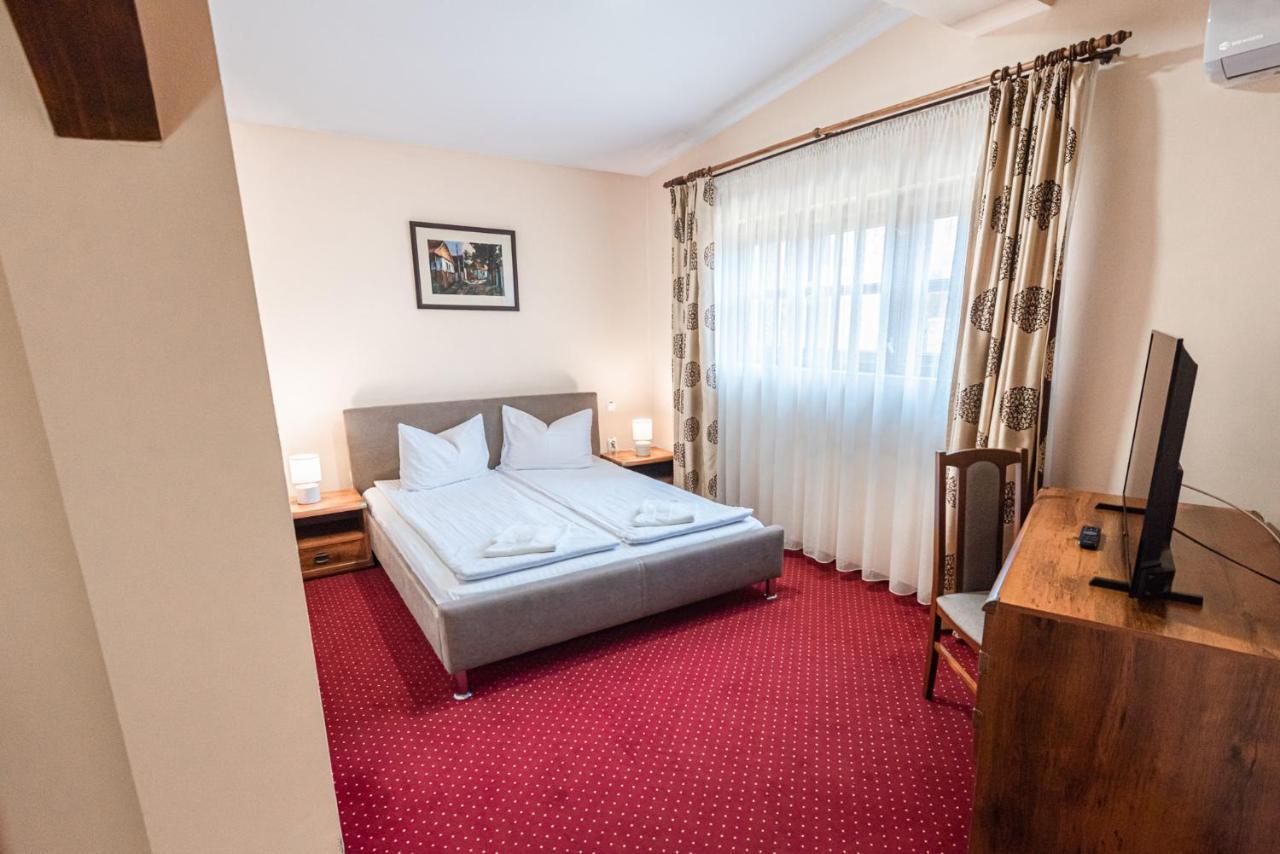 Páva Pension&Spa Odorheiu Secuiesc Bagian luar foto